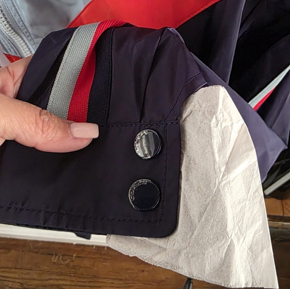 NWT COACH JACKET SIZE LARGE - Picture 6 of 11